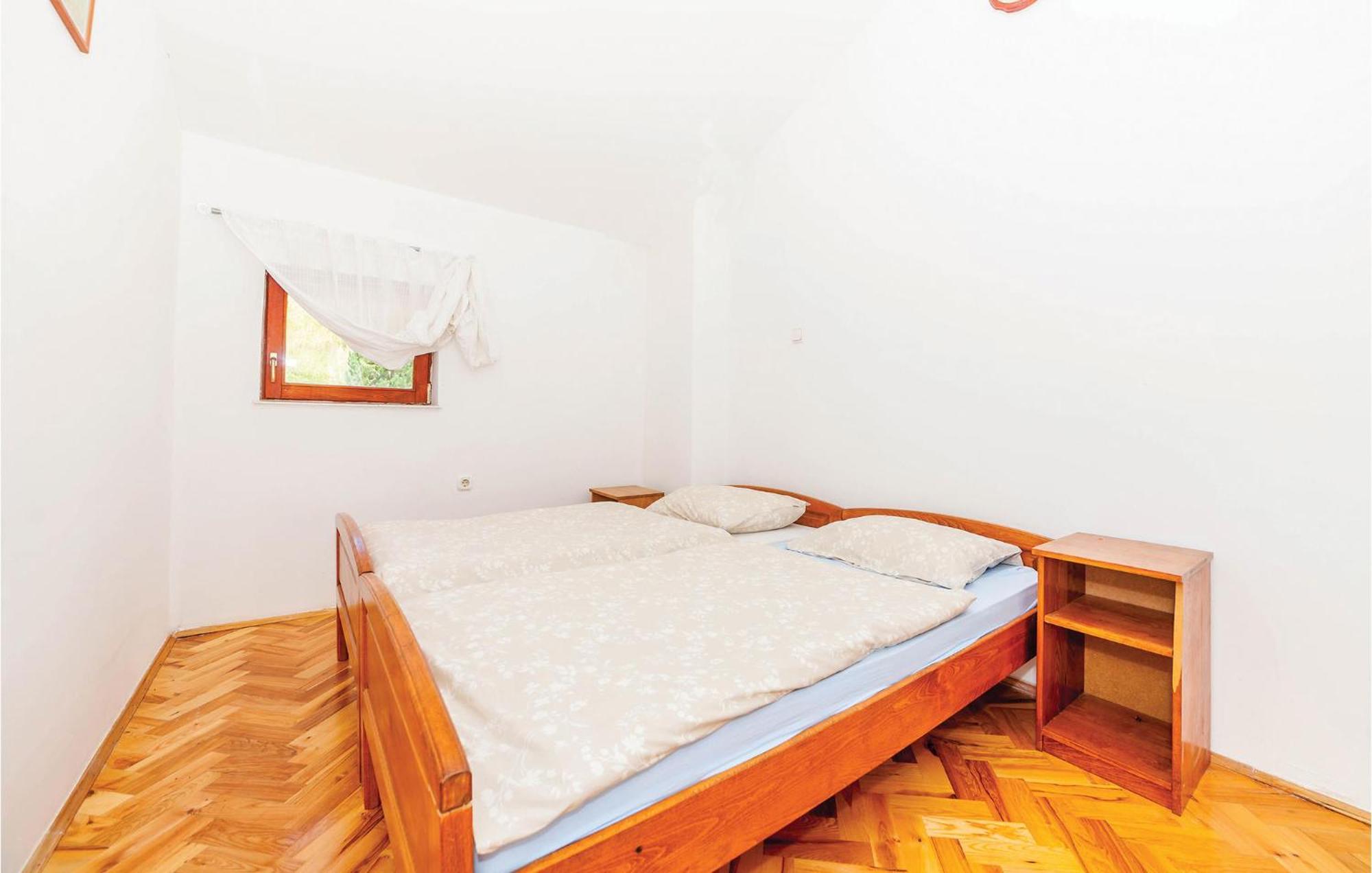 7 Bedroom Pet Friendly Home In Crni Kal Crni Kal  Kültér fotó