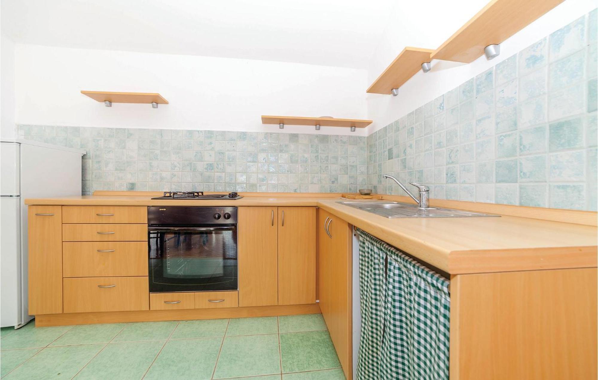 7 Bedroom Pet Friendly Home In Crni Kal Crni Kal  Kültér fotó