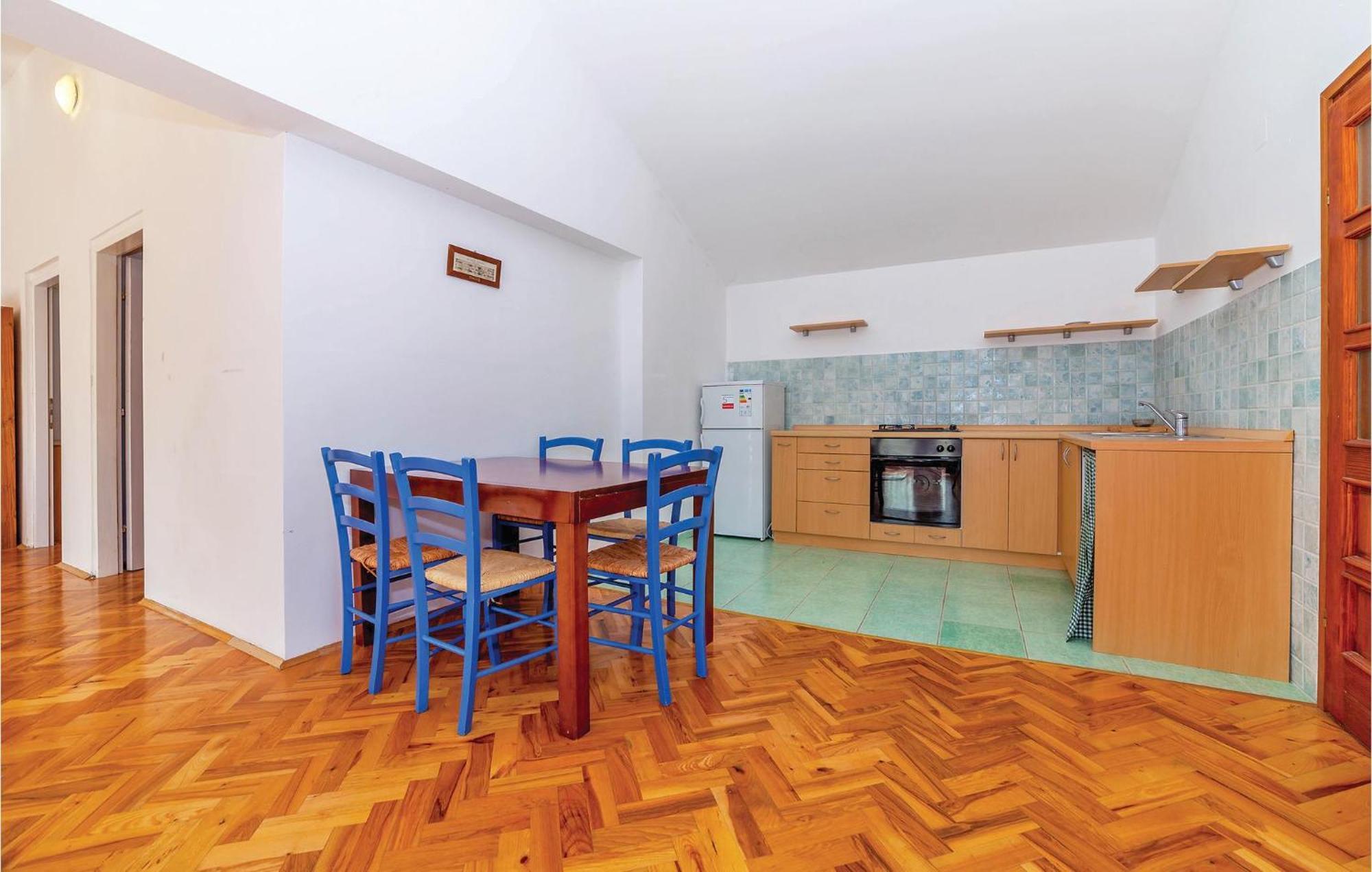 7 Bedroom Pet Friendly Home In Crni Kal Crni Kal  Kültér fotó