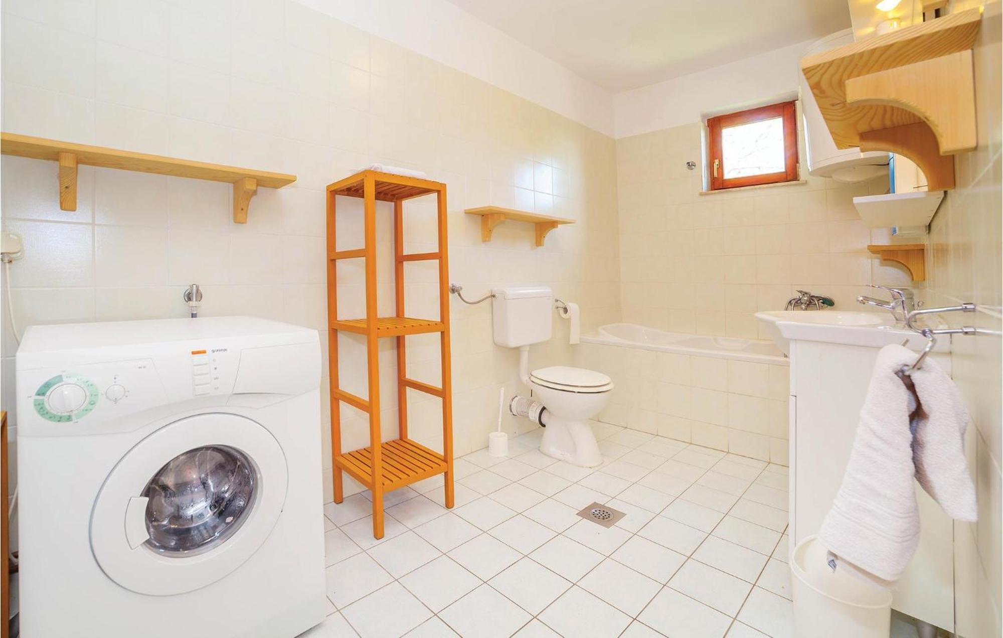 7 Bedroom Pet Friendly Home In Crni Kal Crni Kal  Kültér fotó