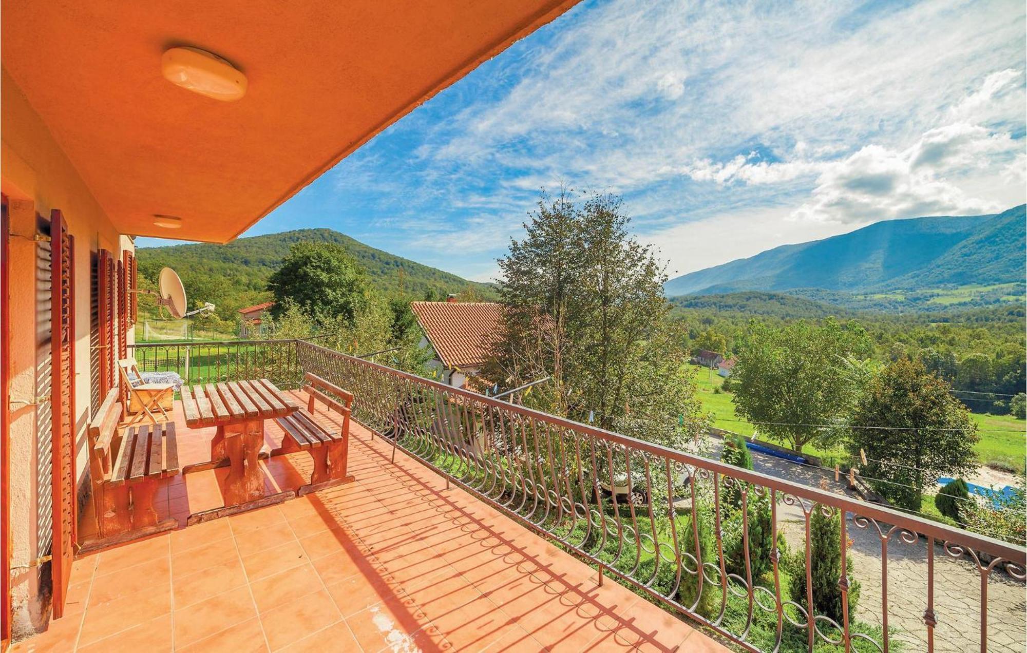 7 Bedroom Pet Friendly Home In Crni Kal Crni Kal  Kültér fotó